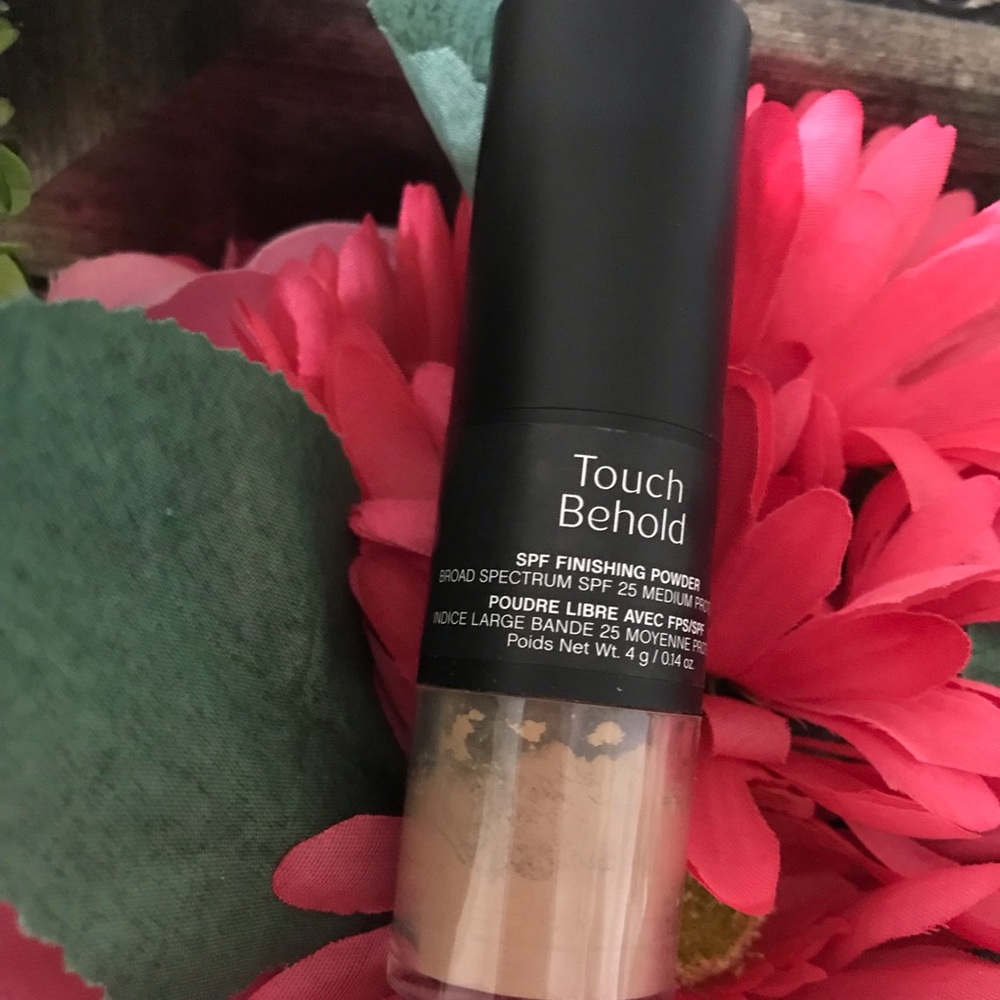 Younique powder medium